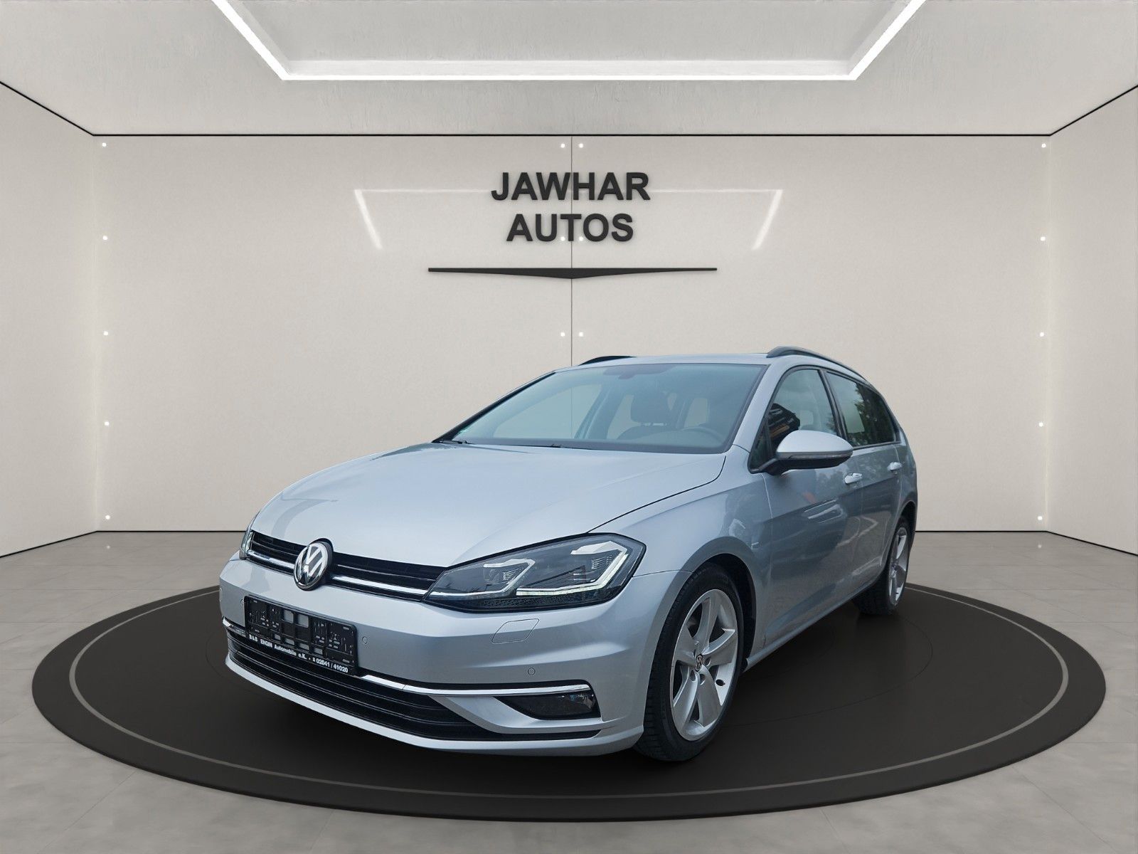 Volkswagen Golf - 1