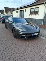 Porsche Panamera 4 - - Porsche Panamera in Duisburg