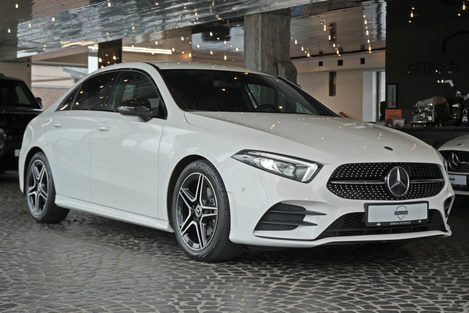 Mercedes-Benz A-Class 7G-DCT Limousine AMG-LINE & NIGHT-PAKET, миниатюра 2