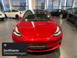 Tesla Model 3 Long Range AWD - rote Tesla Model 3
