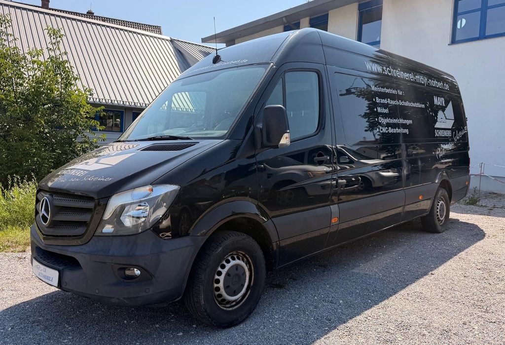 Image of Mercedes-Benz Sprinter