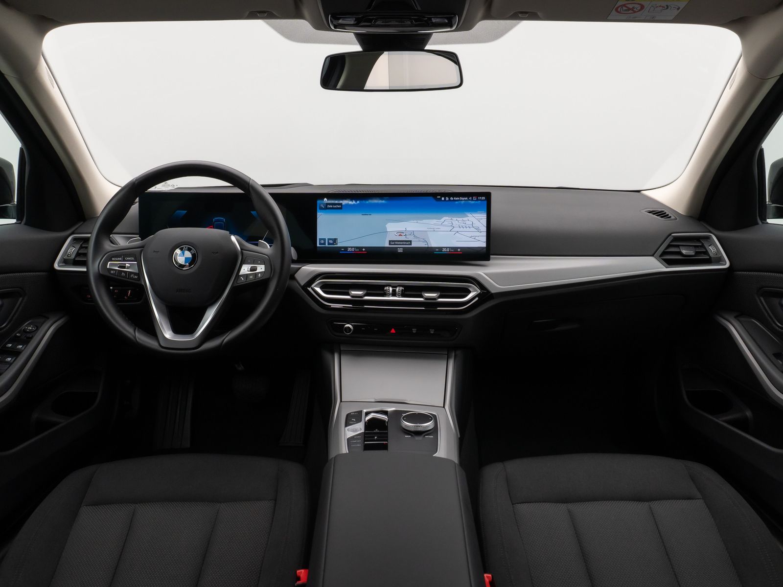 Fahrzeugabbildung BMW 318i HUD DAB CockPitPro PDC Geschwindigkeitsreg