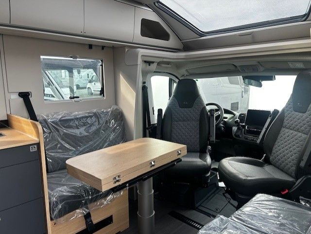 Adria Coral 60Y 670 DL, 180 Automatik, Combi6E!!
