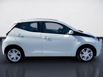 Toyota Aygo (X) - 7