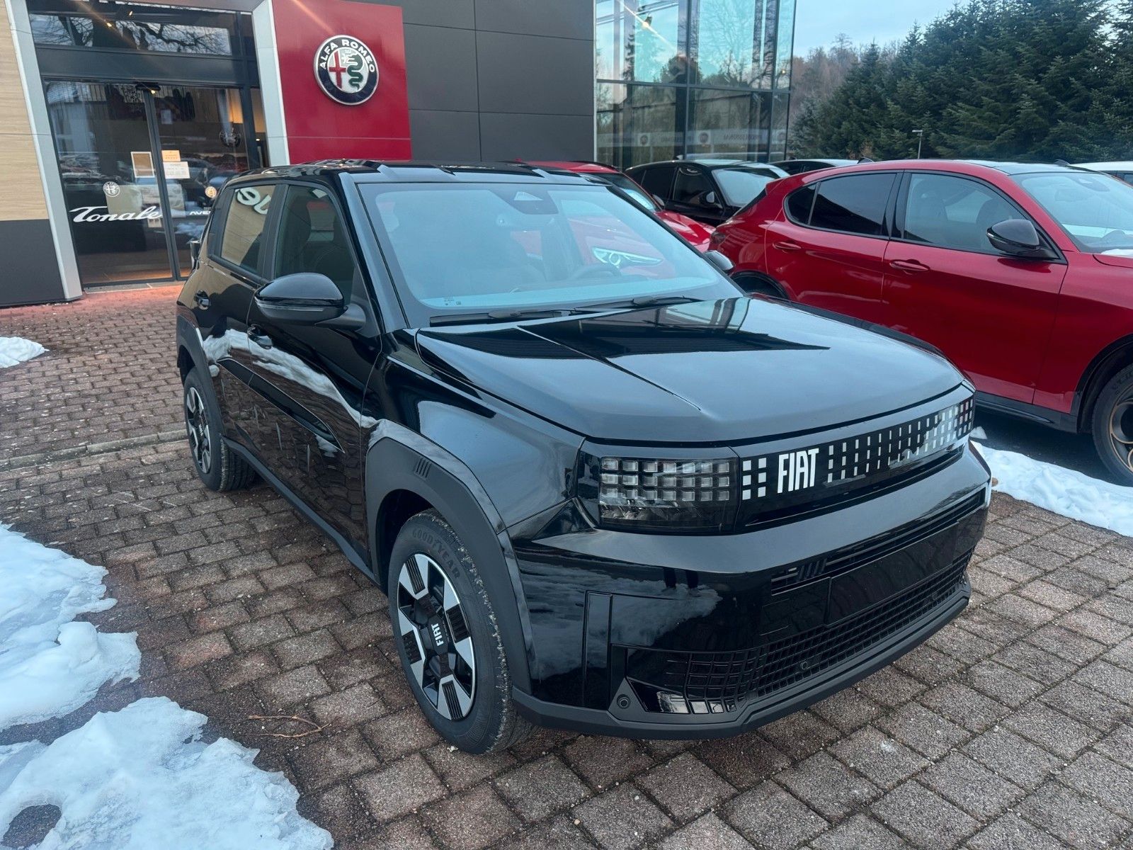 Fahrzeugabbildung Fiat Grande Panda 1.2 110PS Business Edition Navi