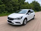 Opel Astra 1.6 CDTI Business Anhängerkupplung