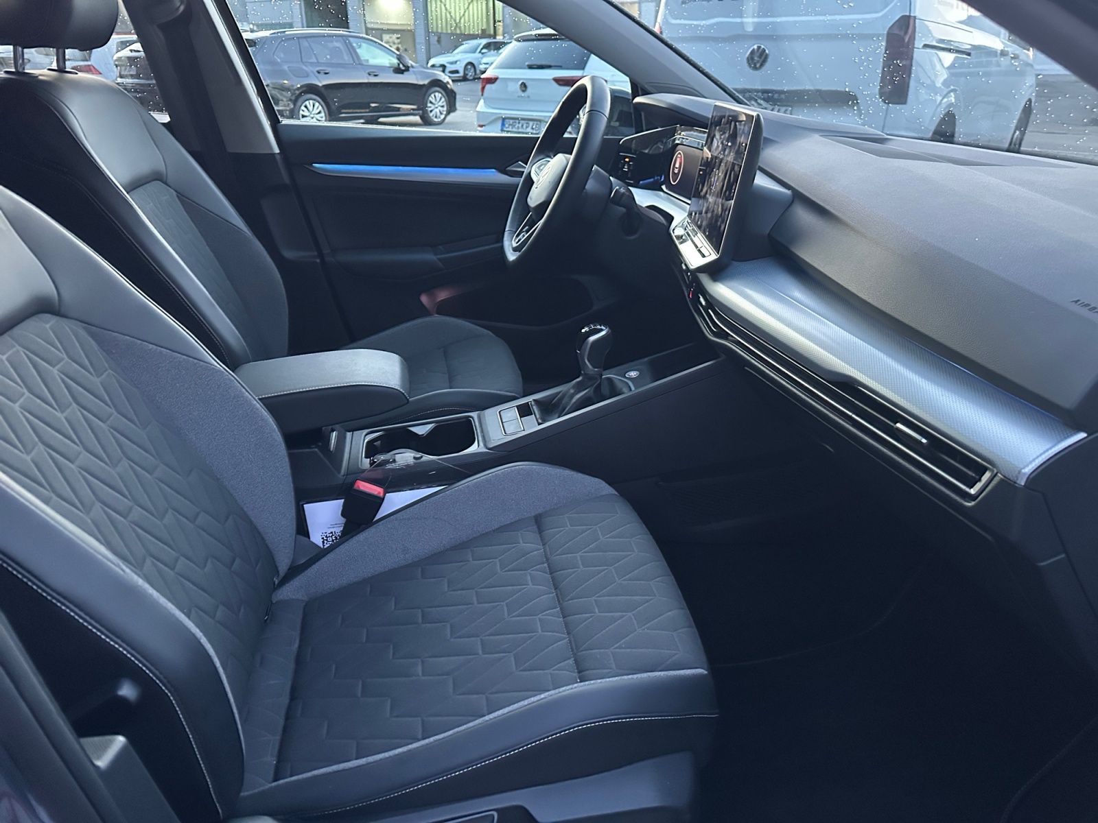 Volkswagen Golf - Bild 13