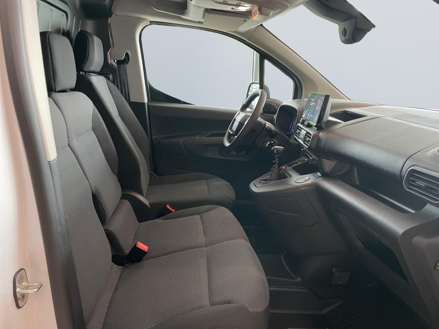 Toyota Proace 1,2 l P, Meister, L1 6MT 4 Türen, 3, миниатюра 18