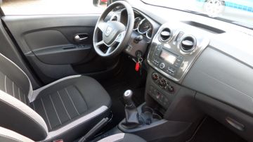 Dacia Sandero II Stepway Essential TCe 90 PS Einparkhi
