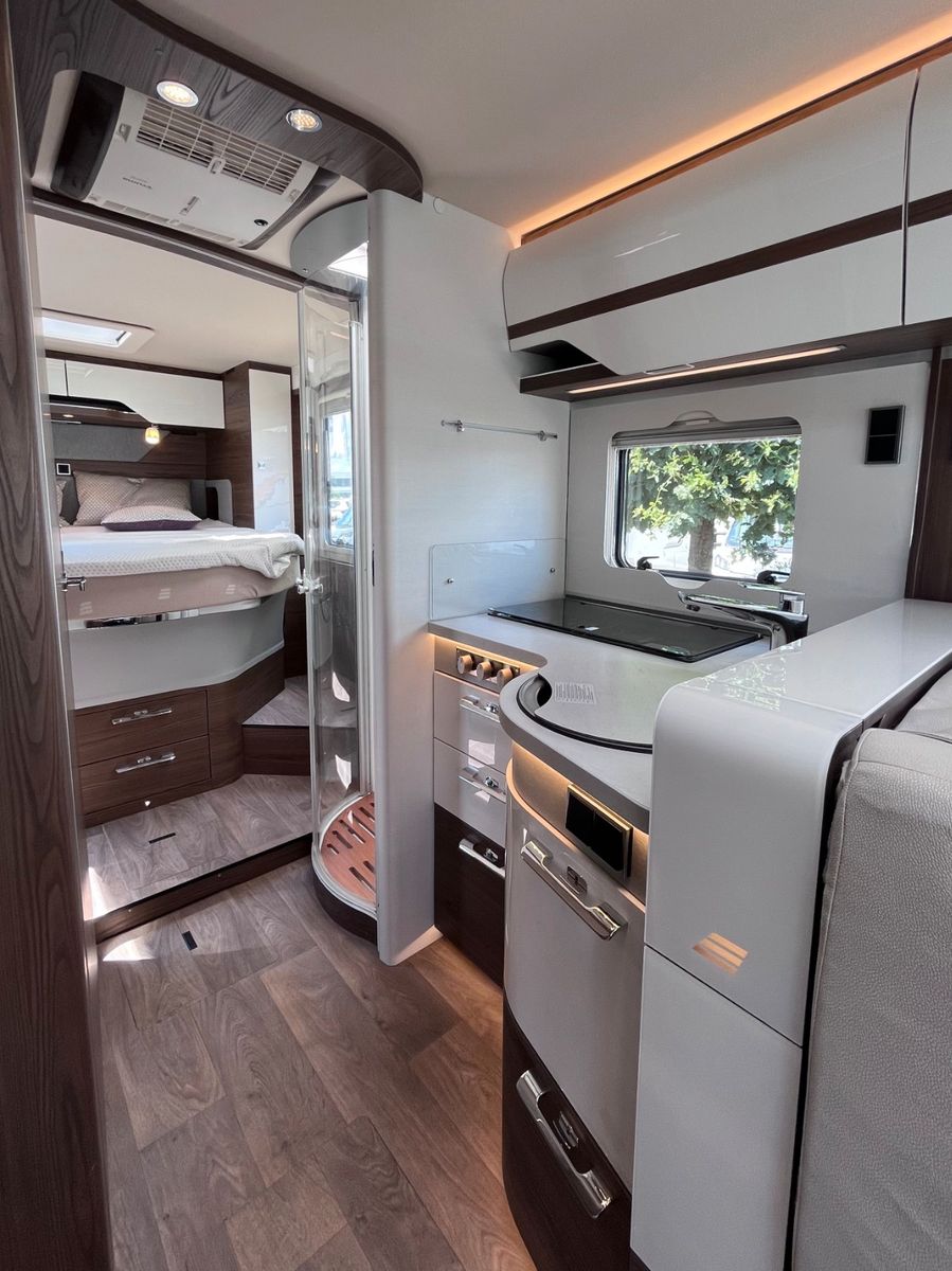 Fahrzeugabbildung HYMER / ERIBA / HYMERCAR HYMER B - KLASSE ML I 790 MASTERLINE