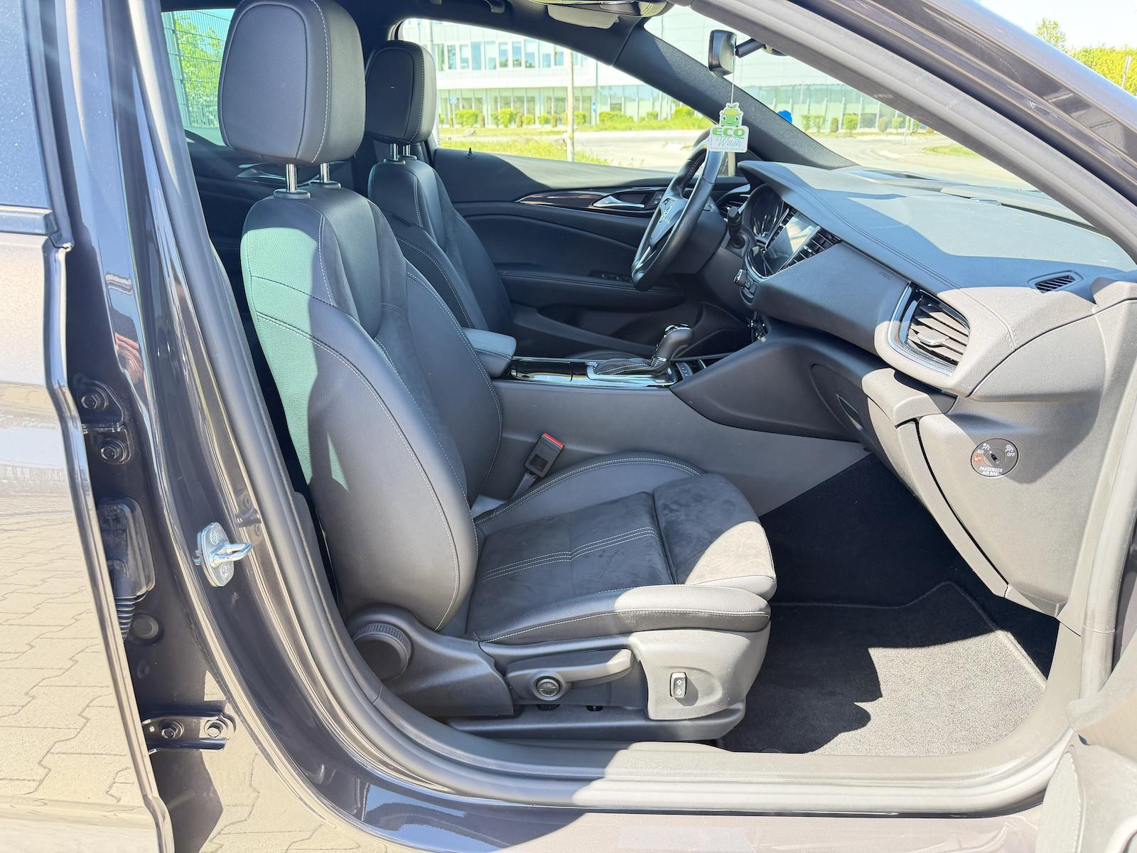 Opel Insignia 2.0 D Business Elegance Aut. Navi+Led