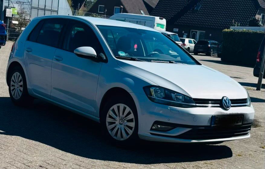Image of Volkswagen Golf