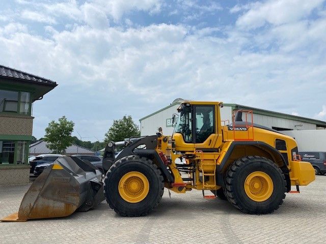 Volvo L 260 H  Waage, CDC, Reifen 80 % , auch MIETE