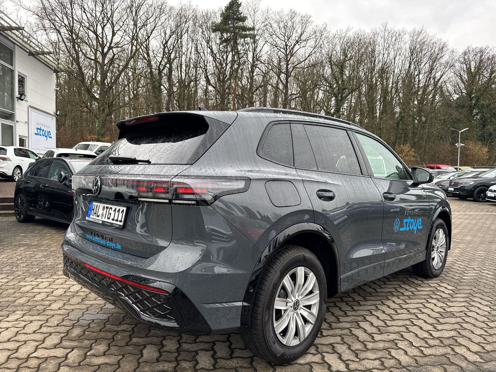 Tiguan R-Line AHK " Harman Kardon"PANO 4M R-Line