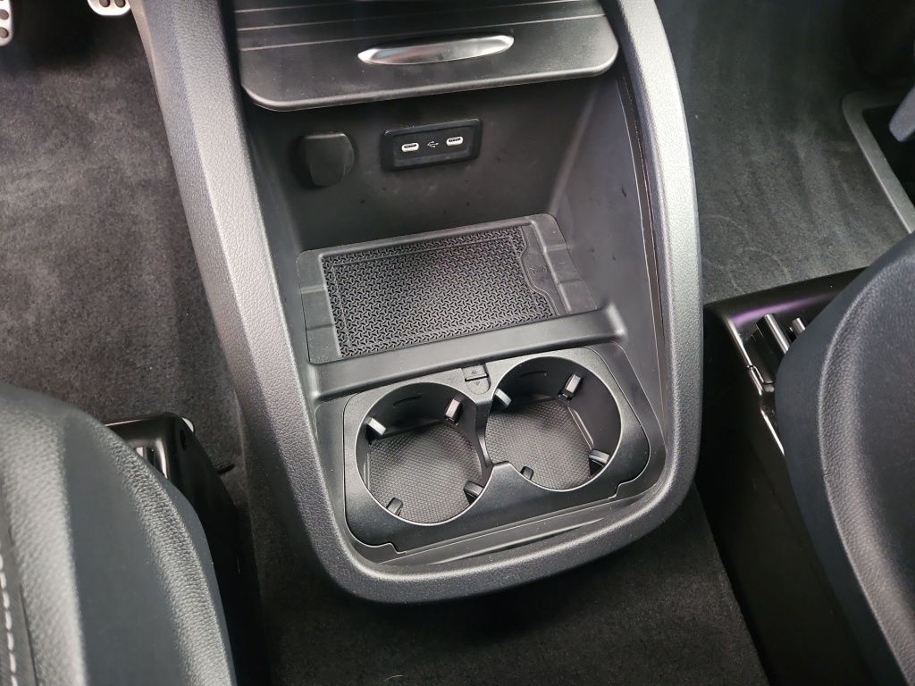 Fahrzeugabbildung Mercedes-Benz V 300 EXCLUSIVE lang 4x4 6x SHZ+Belüftg. 2,5tAHK
