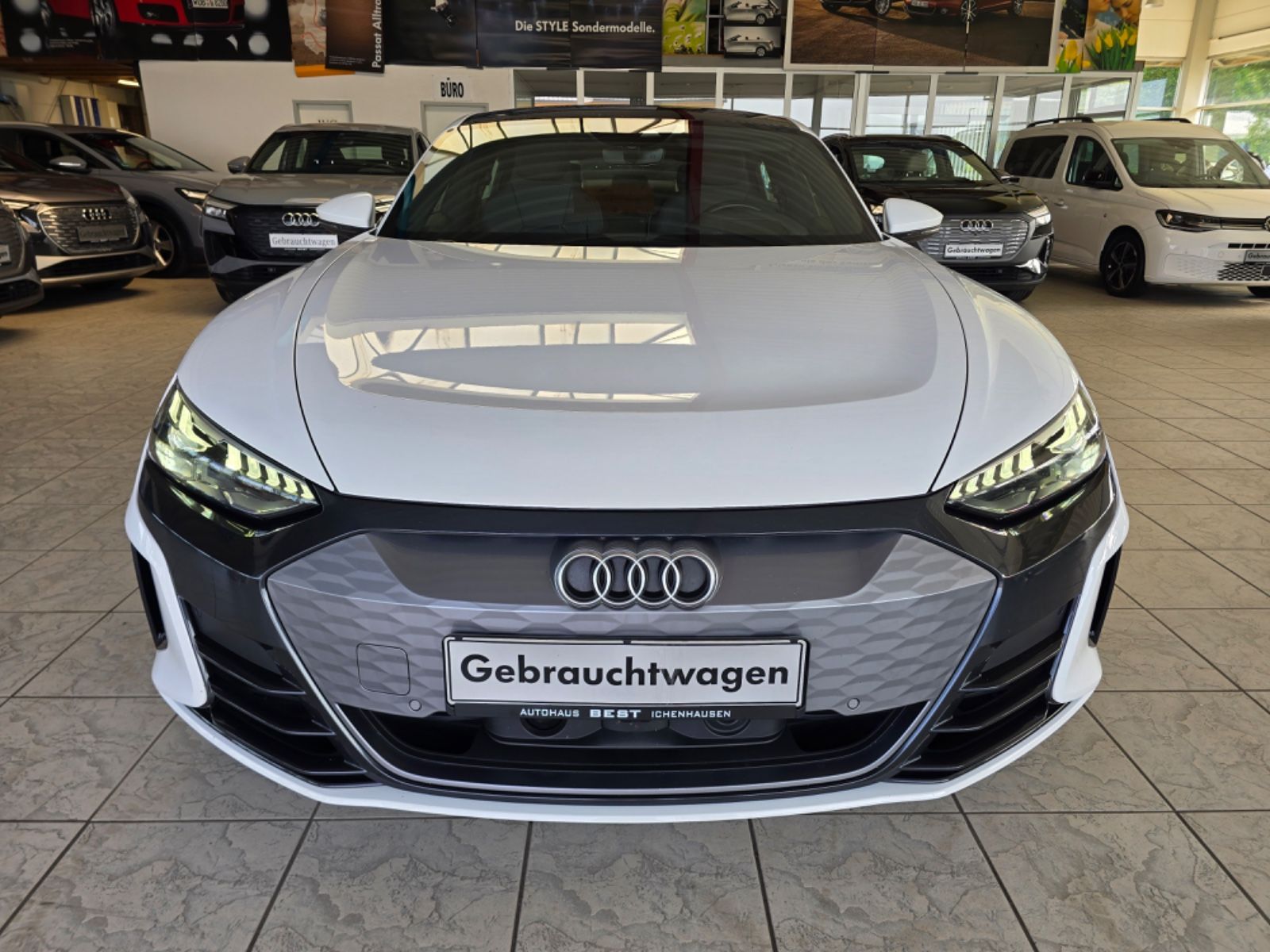 Audi e-tron GT quattro PANO B&O SOUND AMBIENTAL 20" imagem 2