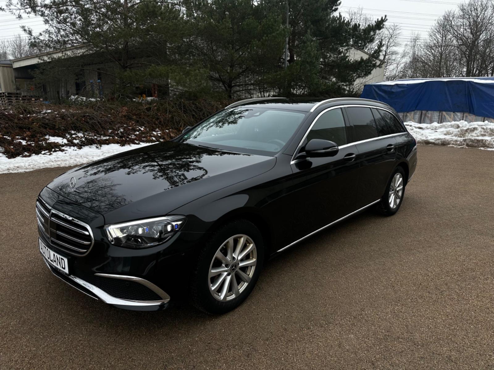 Mercedes-Benz E 220 d 9G-Tronic*Exclusive*Widescreen*HUD*R.Cam