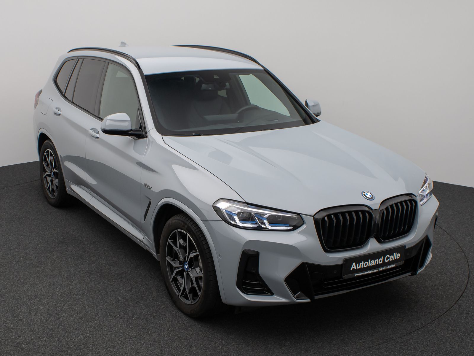 Fahrzeugabbildung BMW X3 xD30e M Sport Kamera Laser HUD DAB HiFi AHK