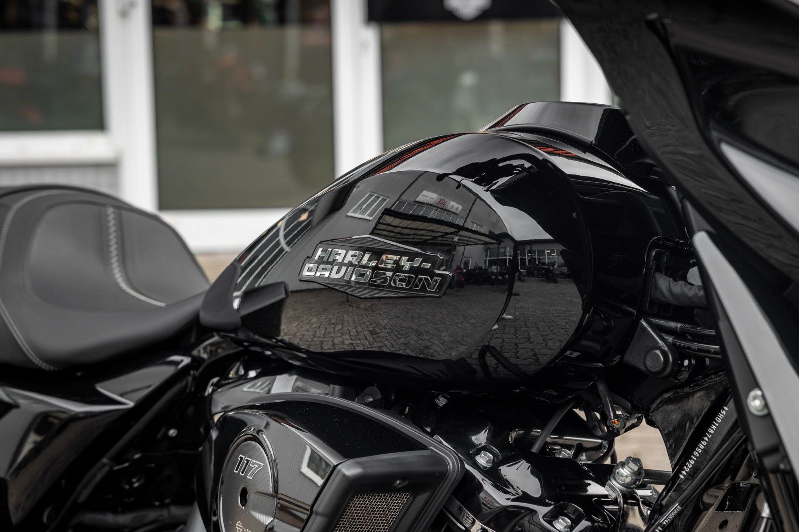 Fahrzeugabbildung Harley-Davidson Street Glide  FLHX MY24 117cui- Kesstech