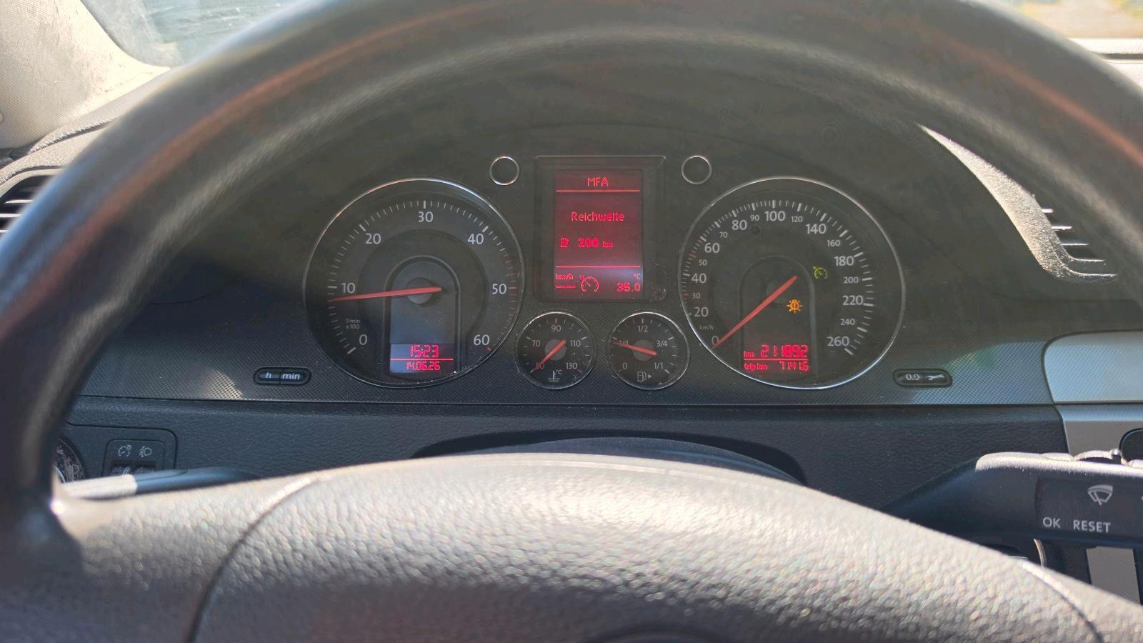 Volkswagen Passat 2005 — photo 5