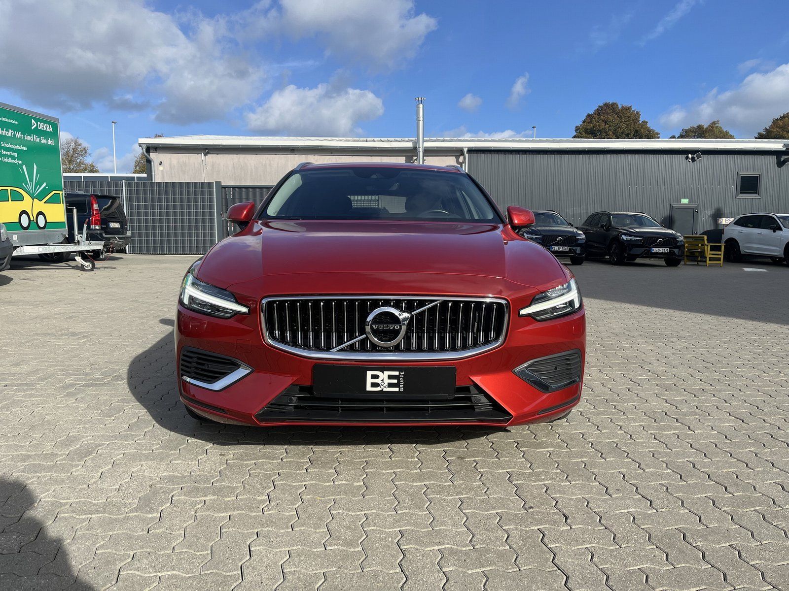 Volvo V60 T6 PHEV Momentum Pro imagem 2