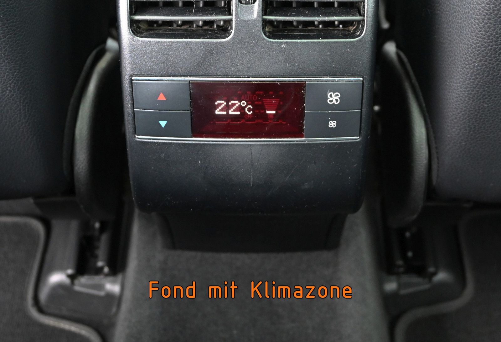 Fahrzeugabbildung Mercedes-Benz GLK 220 CDI 4MATIC 7G-Tr. AMG °AHK°PANO°KAMERA°