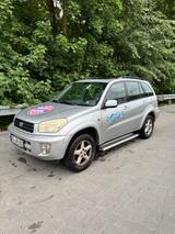 Toyota RAV 4 2.0 4x4 Automatik - - Toyota RAV 4 aus 2000