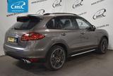 Porsche Cayenne Turbo - gebrauchte Porsche Cayenne aus dem Jahr 2012
