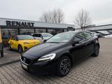 Volvo V40 Momentum 2.0 Ltr. - 110 kW Diesel - Volvo V40: Momentum