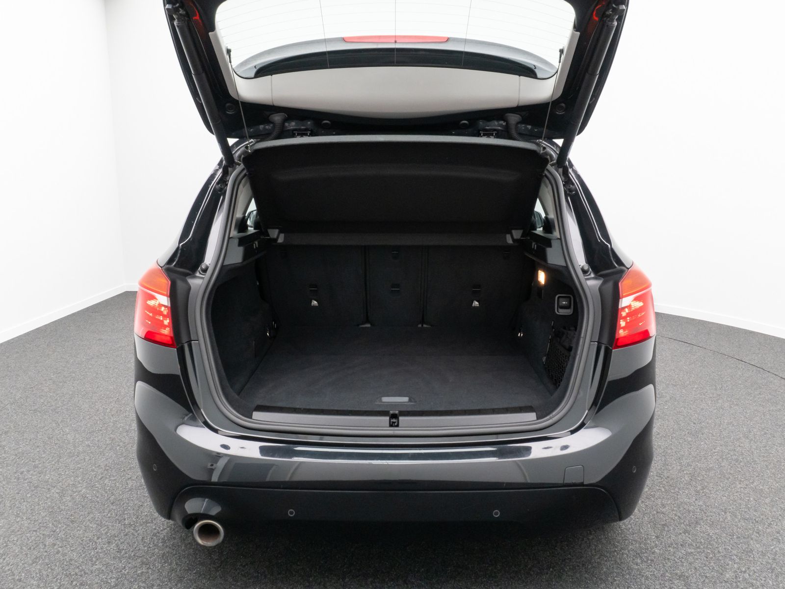 Fahrzeugabbildung BMW 225xe iPerf  Active Tourer Navi Geschwindig Touc