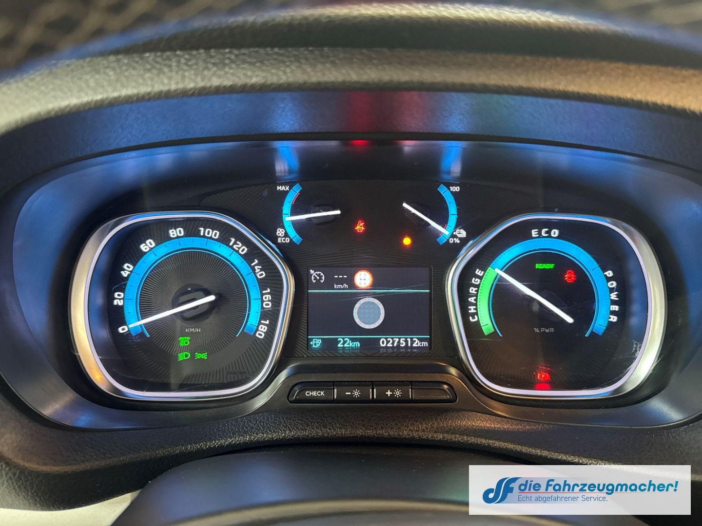 Fahrzeugabbildung Opel Vivaro Kasten -e Elegance L 75 kWh HUD Navi Appl