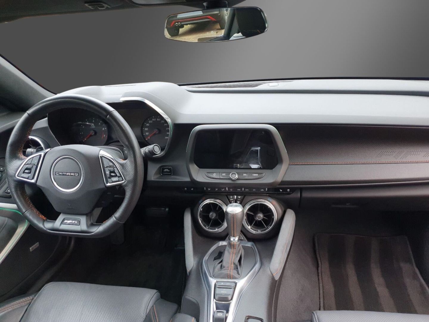 Fahrzeugabbildung Chevrolet Camaro Coupe 6.2 V8 50th Anniversary Edition