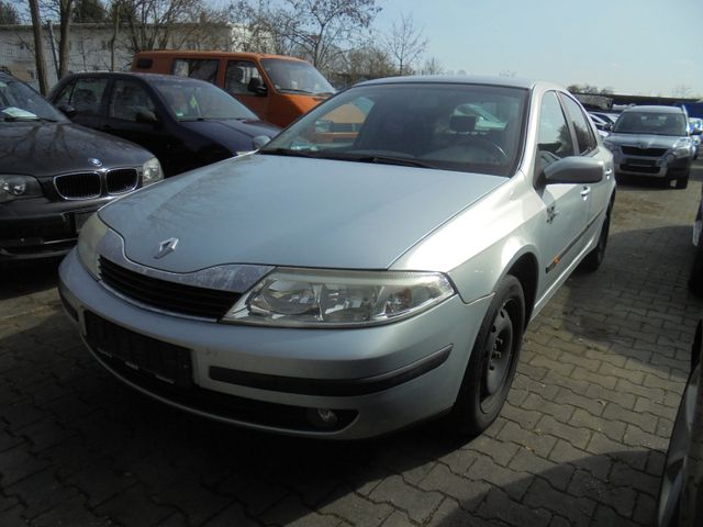 Renault Laguna 1.8 16V. Klima