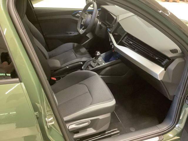 A1 Sportback S line 40 TFSI 152(207 ) kW(PS) S t