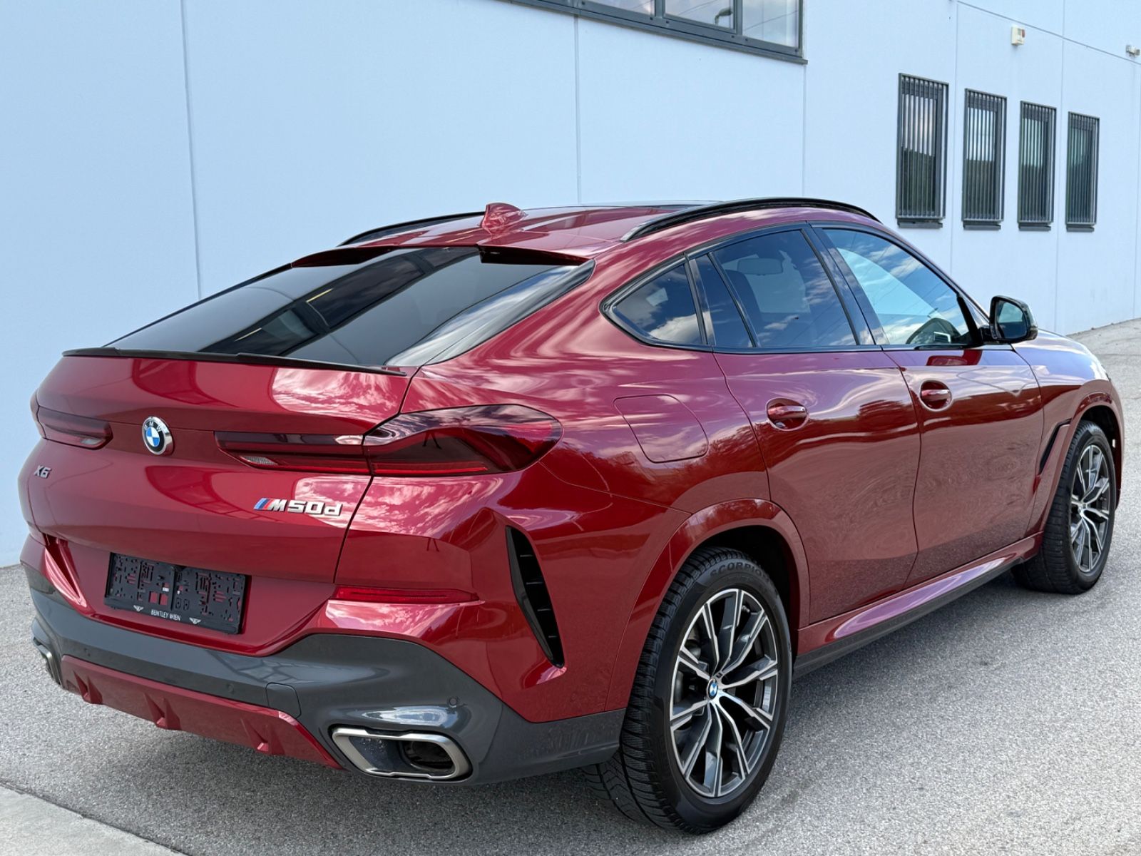 BMW X6 M50d **VOLL CARBON**M-SITZE**VOLLAUSSTATTUNG* imagem 3