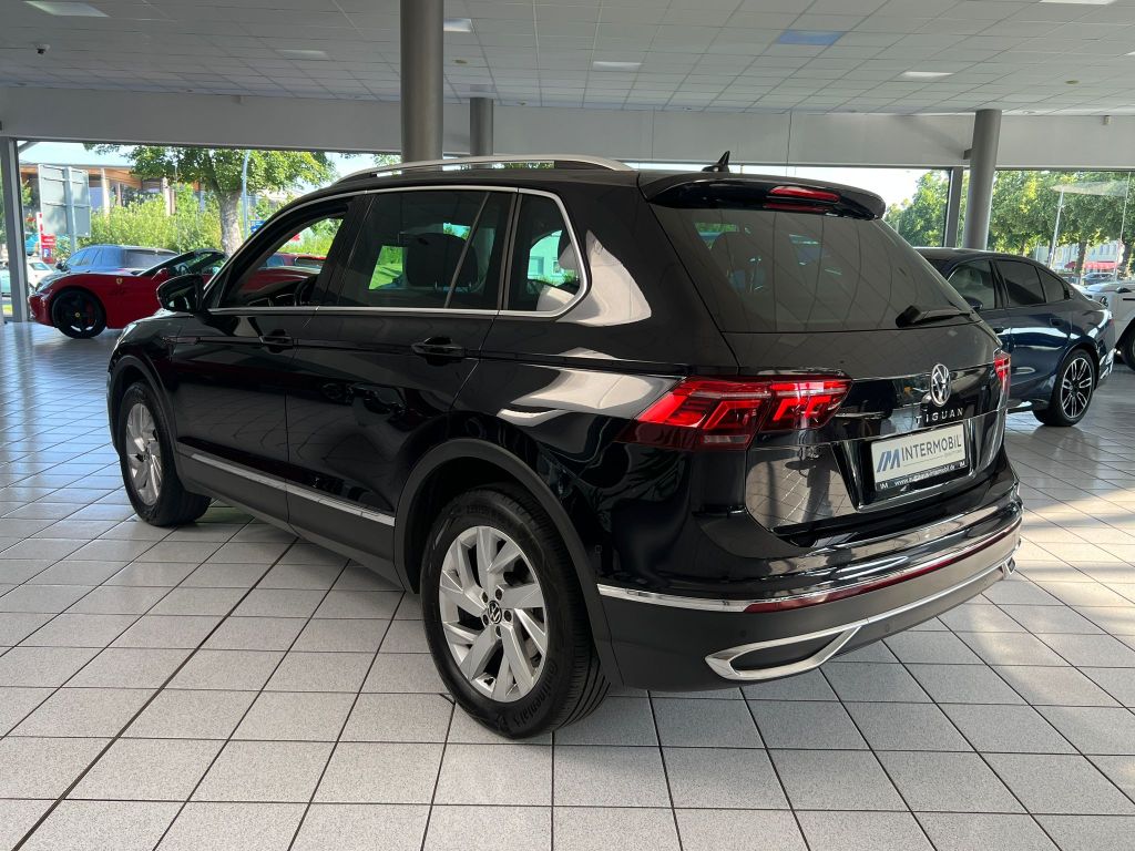 Volkswagen Tiguan Elegance 2.0 TSI 4M*MATRIX*PANO*ACC*AHK*