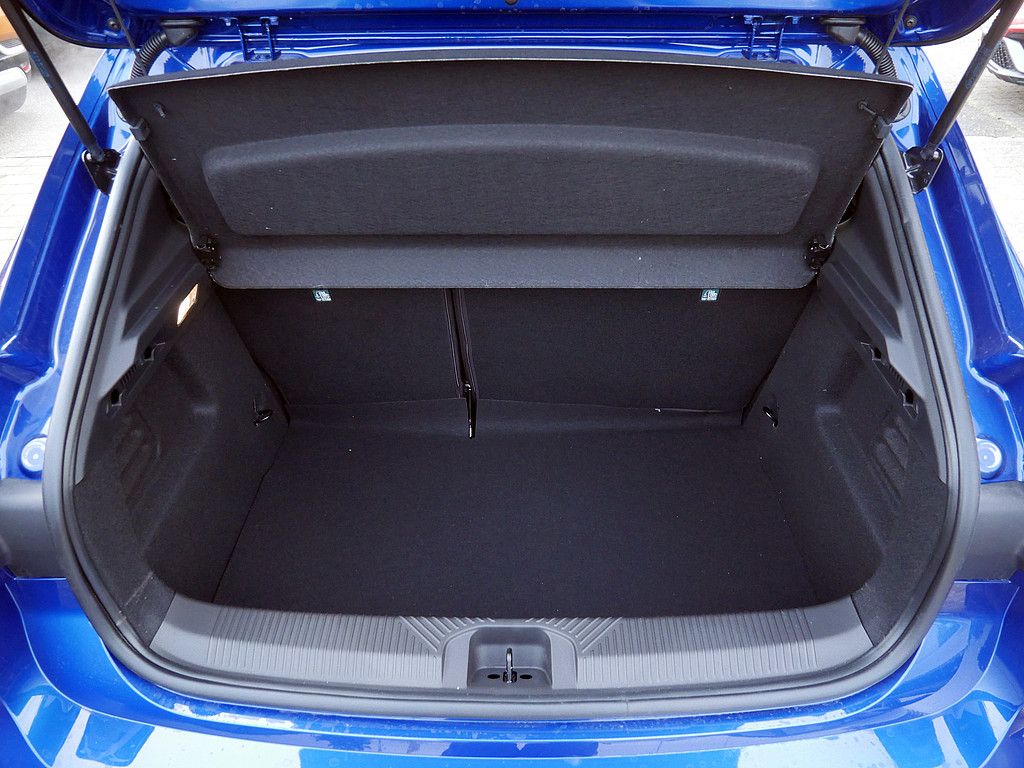 Fahrzeugabbildung Renault Clio Techno TCe 115