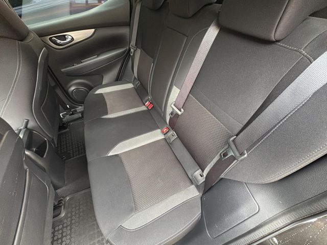 Nissan Qashqai N-Connecta 1,3 Pano*Navi*360*Kamera*LED*