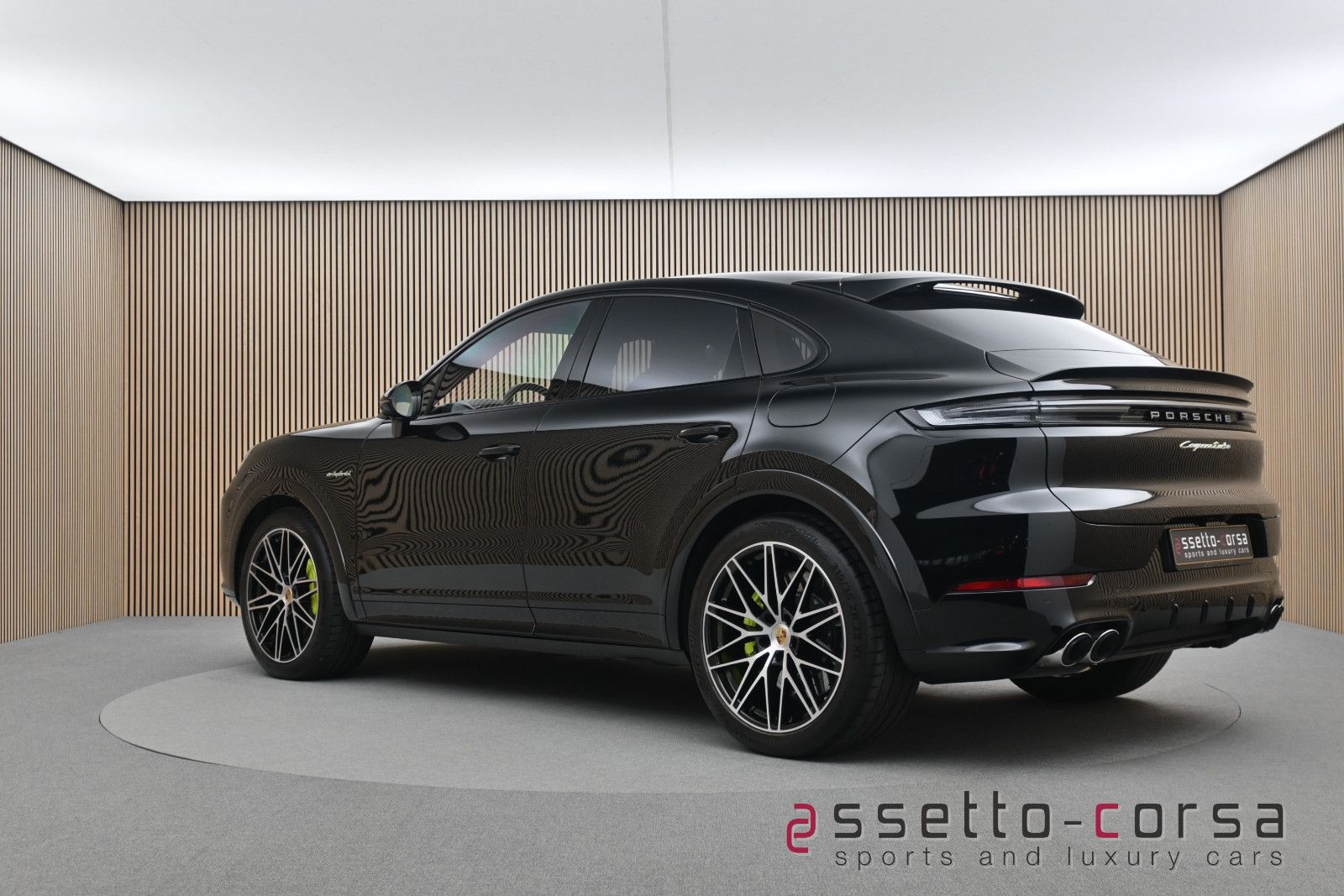 Porsche Cayenne Turbo E-Hybrid Coupe*InnoDr*PCCB*PDCC imagem 2