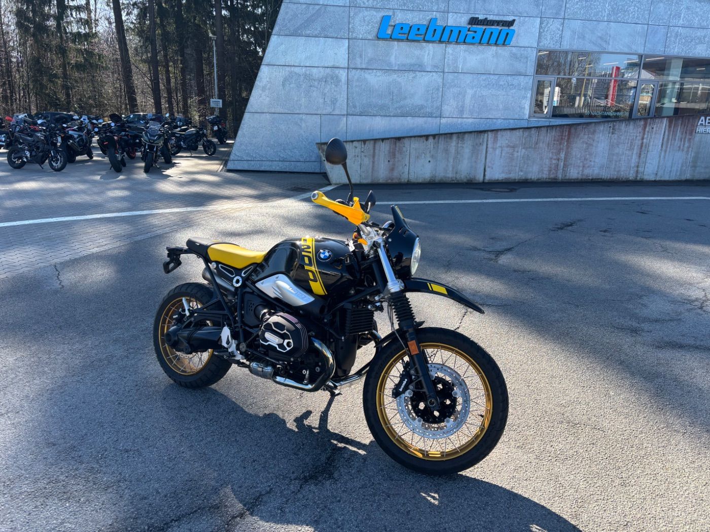Fahrzeugabbildung BMW R nine t Urban GS 40 Jahre Sondermodell Top Zust