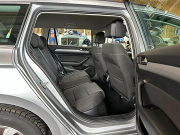 Volkswagen Passat *LED*AHK*1.HAND*19%*SPURAS*ACC*