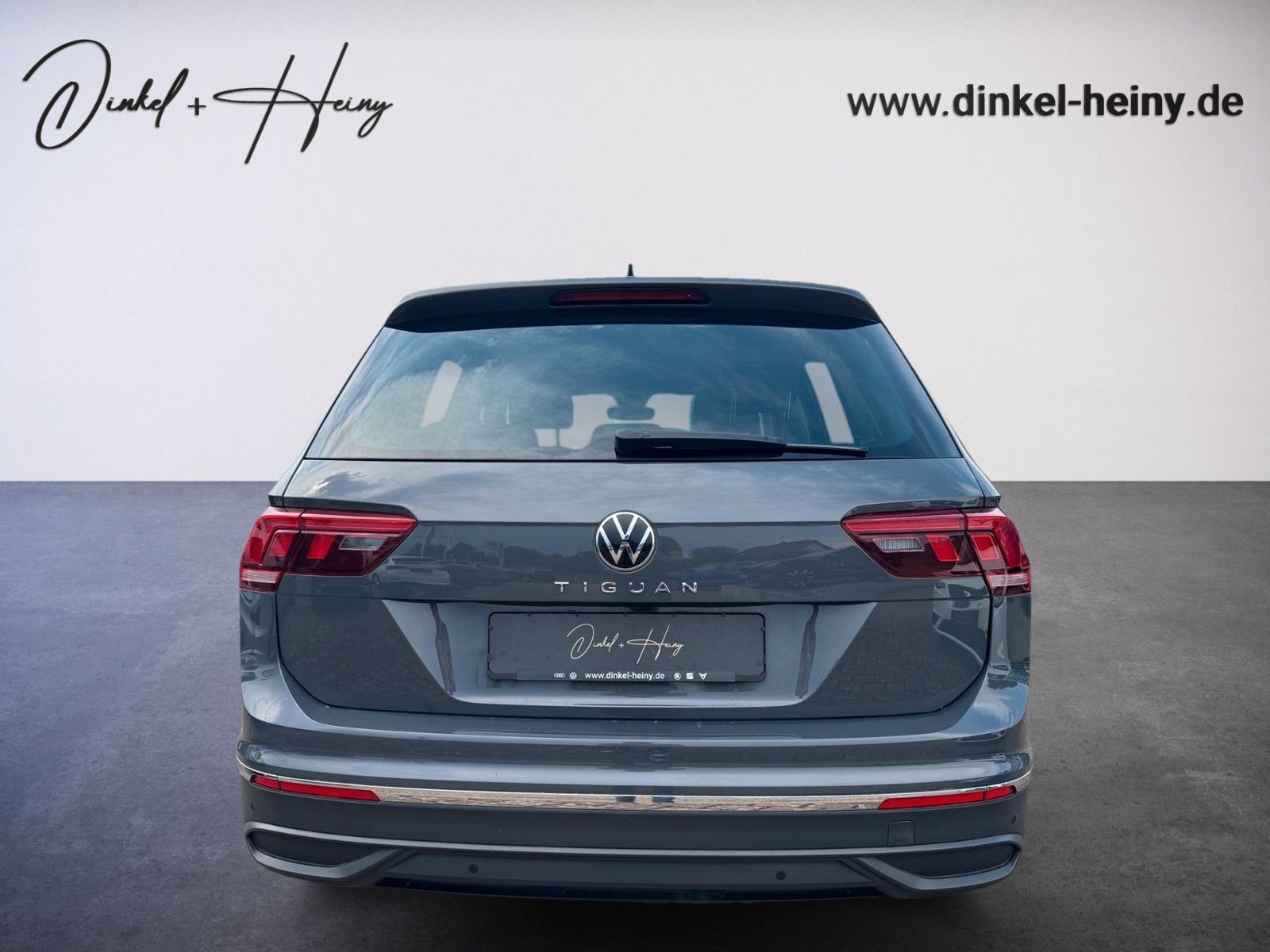Fahrzeugabbildung Volkswagen Tiguan Life ACTIVE 1.5 TSI