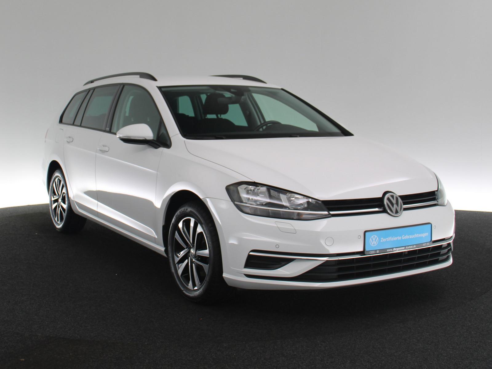 Volkswagen Golf VII 1.5 TSI United AHK ACC NAVI SHZ PDC