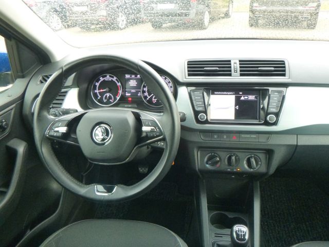 Fahrzeugabbildung Skoda Fabia 1,0 TSI Kombi >NAVI/Einparh/SmartLink<