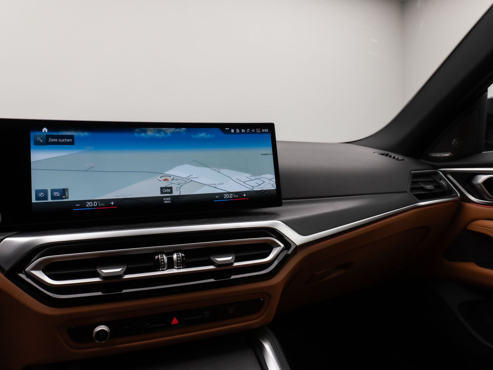 Fahrzeugabbildung BMW M440i xD Gran Coupé Laser Kamera HUD DAB H/K AHK