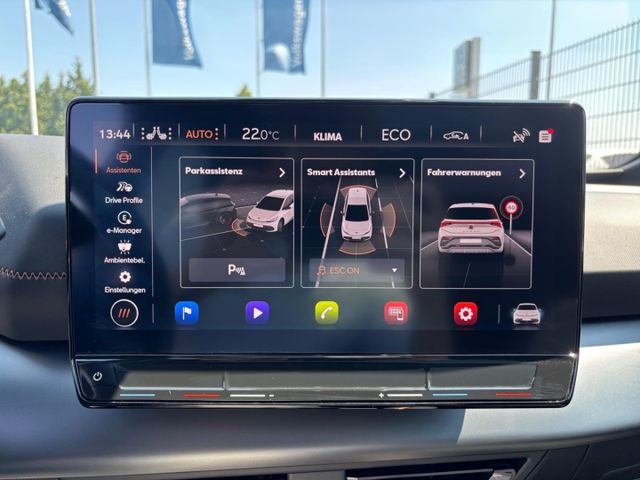 Born 58 kWh LED Sitzh. 20'' Beats Pano Keyless