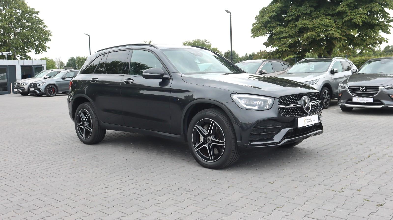 Mercedes-Benz GLC 300de AMG 4Matic Night HeadUp ACC StandHz.
