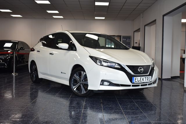 Nissan Leaf 40kWh Tekna Navi LED Leder Bose 360°Kamer