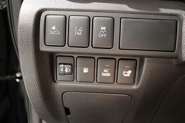 Eclipse Cross Plus SELECT Black Hybrid 4WD KAMER