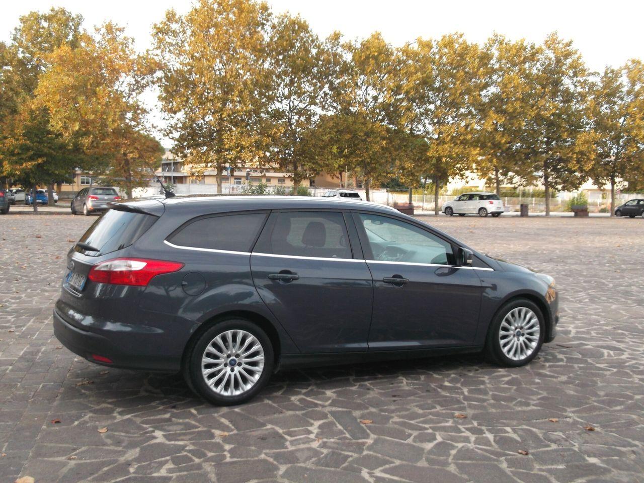 Ford Focus 2011 — engine 116 HP (85kW)
